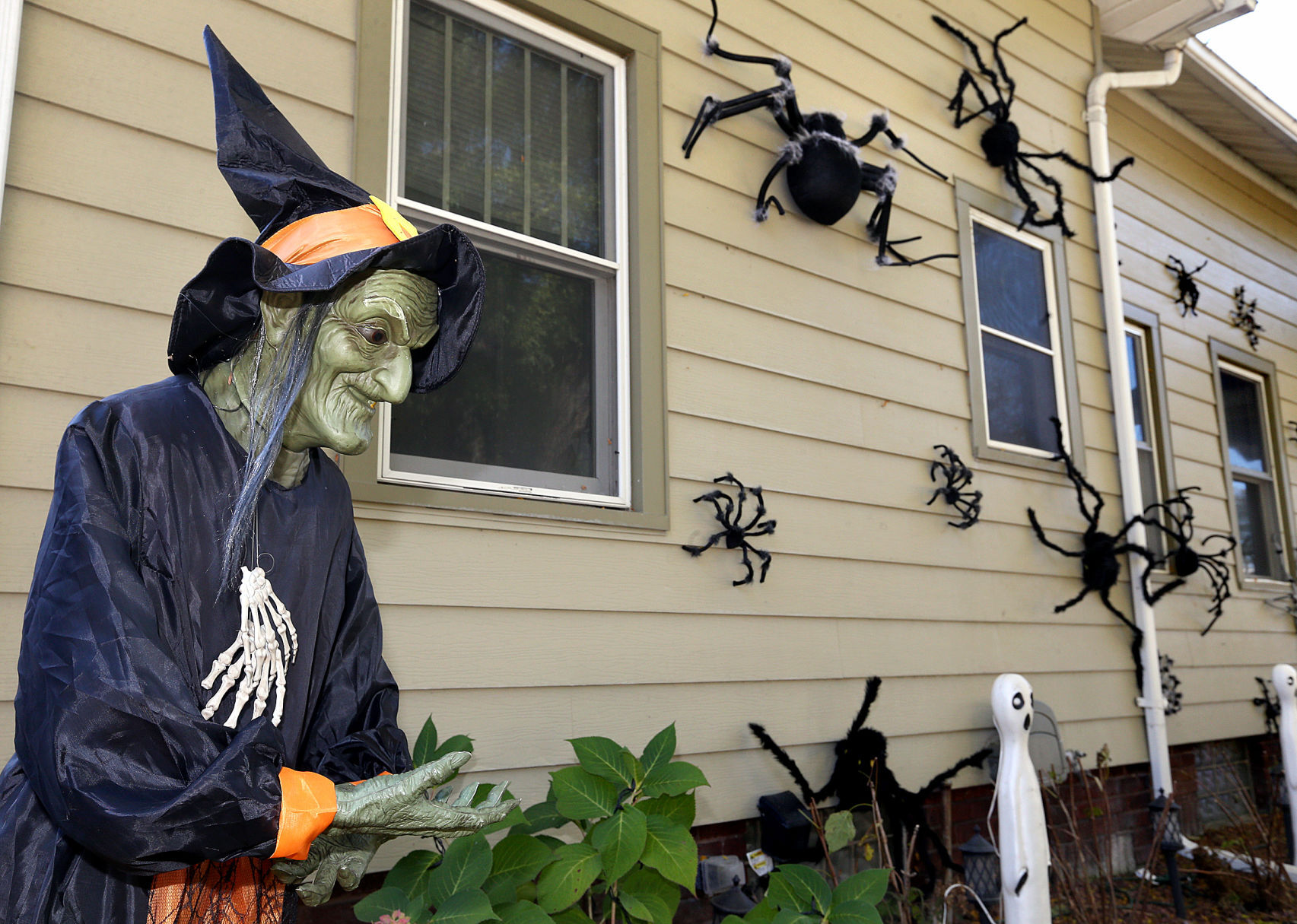 Halloween Houses